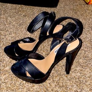 Steve Madden black high heels size 7